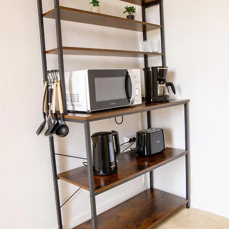 La Place Servant 2 *